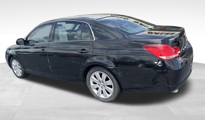 
								2006 Toyota Avalon XLS full									