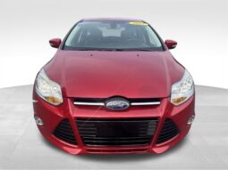
										2012 Ford Focus SEL full									