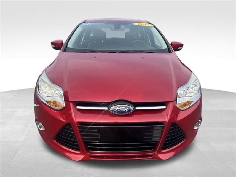 
								2012 Ford Focus SEL full									