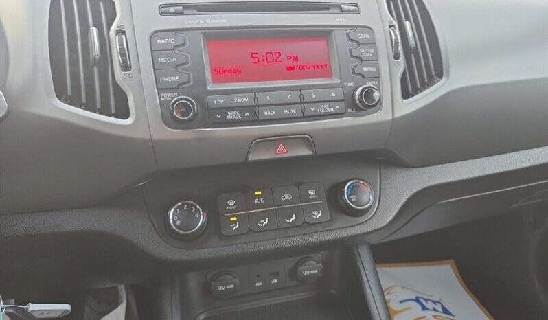 
								2015 Kia Sportage LX full									