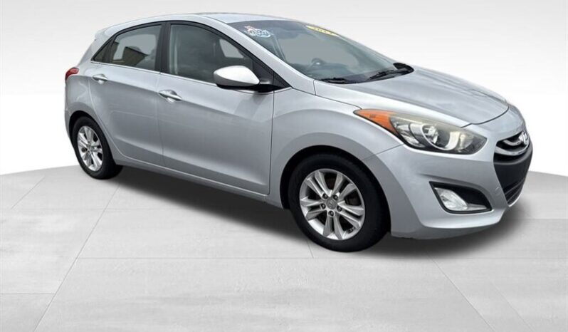 
								2014 Hyundai ELANTRA GT Base full									