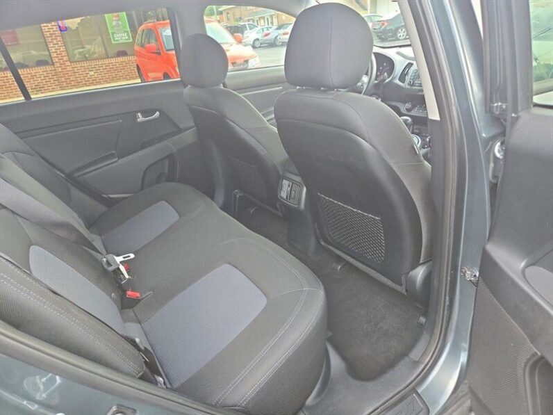 
								2015 Kia Sportage LX full									