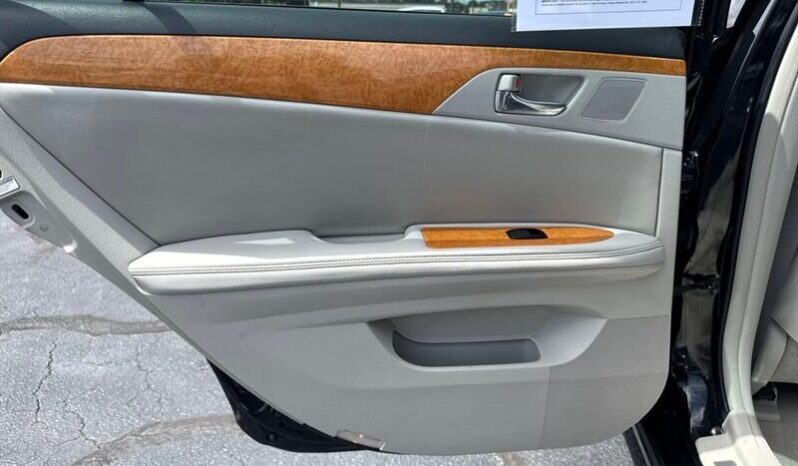 
								2006 Toyota Avalon XLS full									