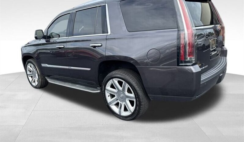 
								2016 Cadillac Escalade Luxury full									