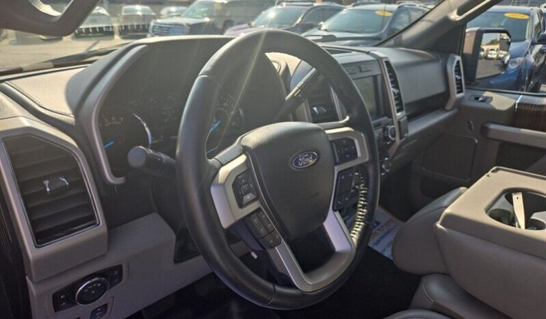 
								2018 Ford F-150 Lariat full									