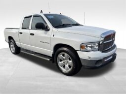 
										2005 Dodge Ram 1500 SLT full									