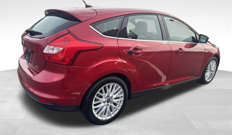 
								2012 Ford Focus SEL full									