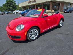 
										2013 Volkswagen Beetle Convertible 2.0 TDI full									