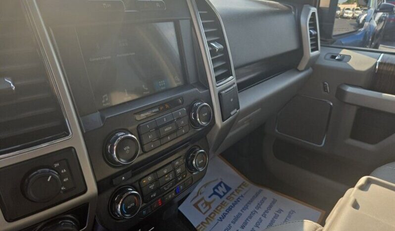 
								2018 Ford F-150 Lariat full									