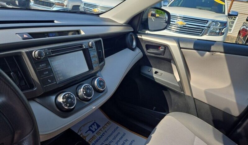 
								2014 Toyota RAV4 LE full									