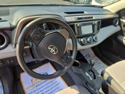 
										2014 Toyota RAV4 LE full									