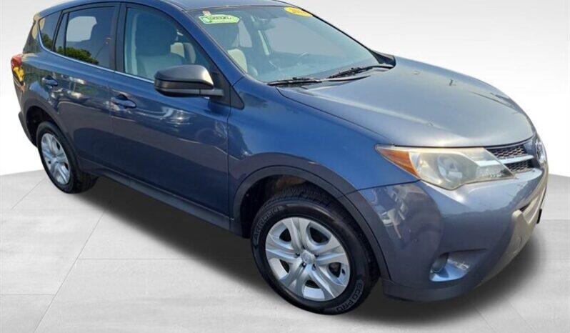 
								2014 Toyota RAV4 LE full									