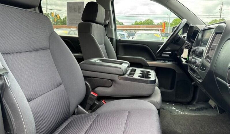 
								2018 Chevrolet Silverado 1500 LT LT1 full									