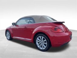 
										2013 Volkswagen Beetle Convertible 2.0 TDI full									