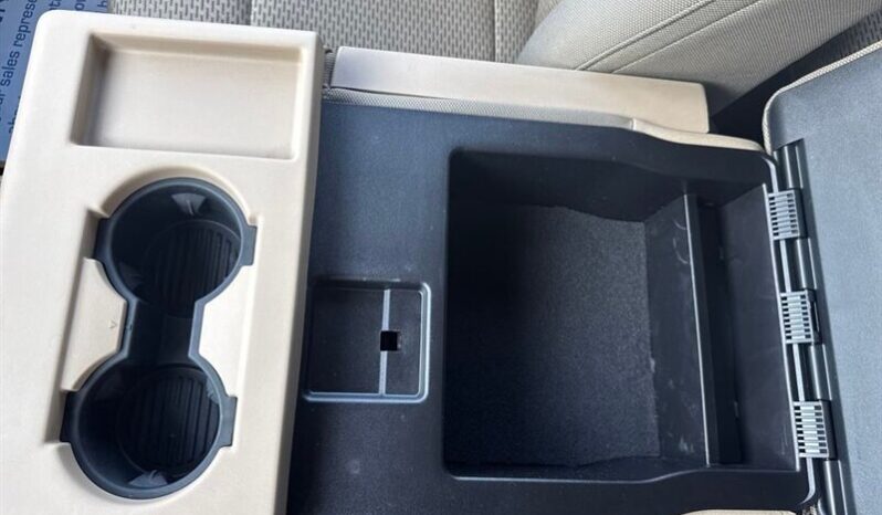 
								2015 Ford F-150 XLT full									