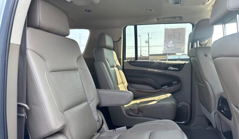 
								2016 Chevrolet Suburban LTZ full									