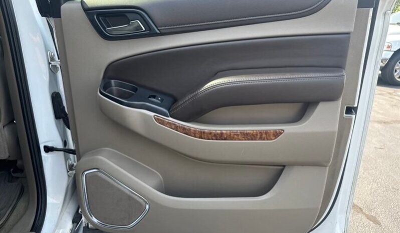 
								2016 Chevrolet Suburban LTZ full									