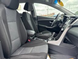 
										2014 Hyundai ELANTRA GT Base full									