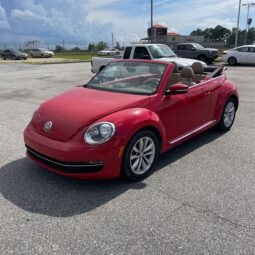 
										2013 Volkswagen Beetle Convertible 2.0 TDI full									