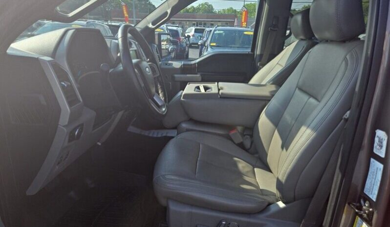 
								2018 Ford F-150 Lariat full									