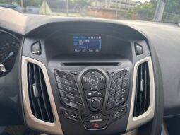 
										2012 Ford Focus SEL full									