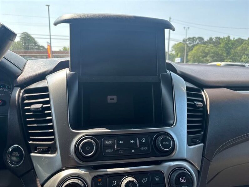 
								2016 Chevrolet Suburban LTZ full									