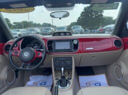 
										2013 Volkswagen Beetle Convertible 2.0 TDI full									