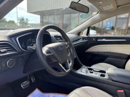 
										2017 Ford Fusion Titanium full									