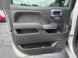 
										2018 Chevrolet Silverado 1500 LT LT1 full									