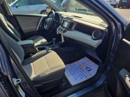 
										2014 Toyota RAV4 LE full									