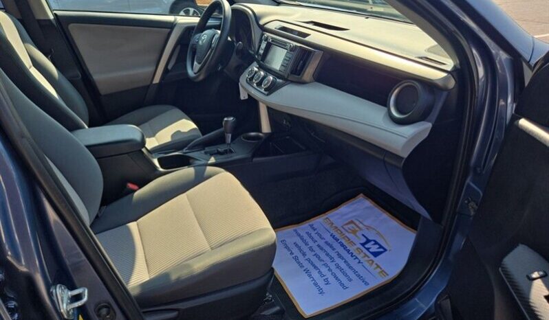 
								2014 Toyota RAV4 LE full									