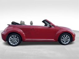 
										2013 Volkswagen Beetle Convertible 2.0 TDI full									