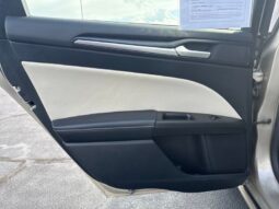 
										2017 Ford Fusion Titanium full									
