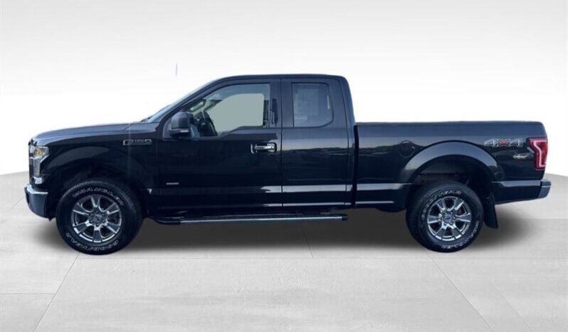 
								2015 Ford F-150 XLT full									