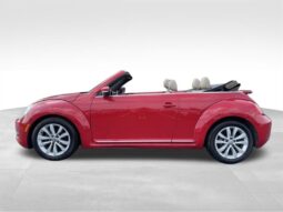 
										2013 Volkswagen Beetle Convertible 2.0 TDI full									
