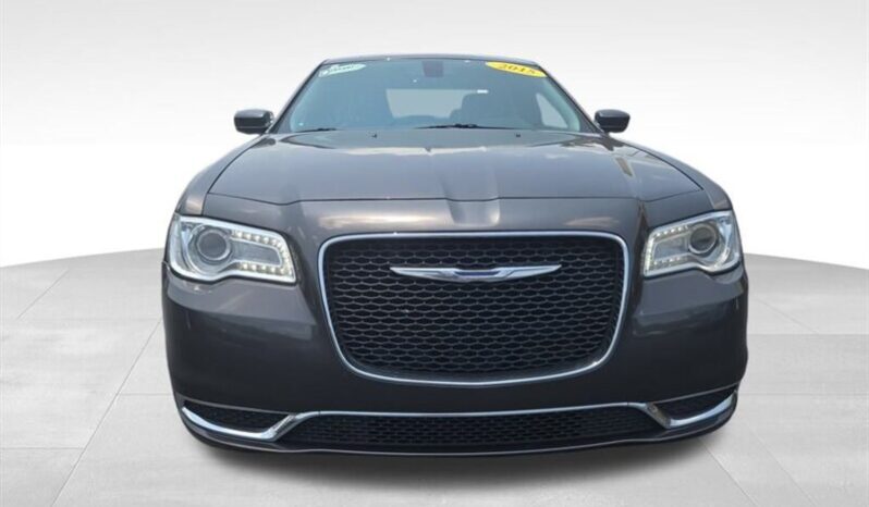 
								2015 Chrysler 300 Limited full									