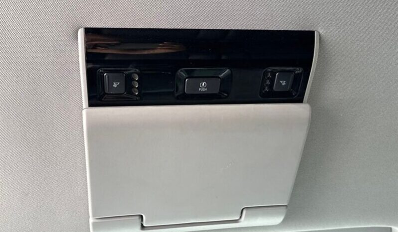 
								2016 Cadillac Escalade Luxury full									