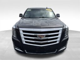 
										2016 Cadillac Escalade Luxury full									