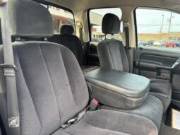 
										2005 Dodge Ram 1500 SLT full									