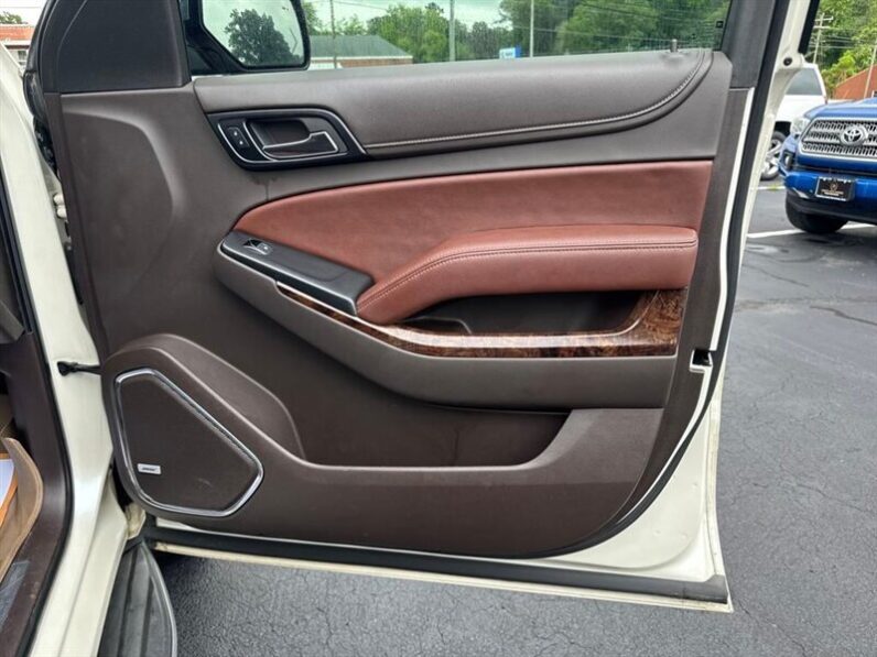 
								2015 Chevrolet Tahoe LTZ full									