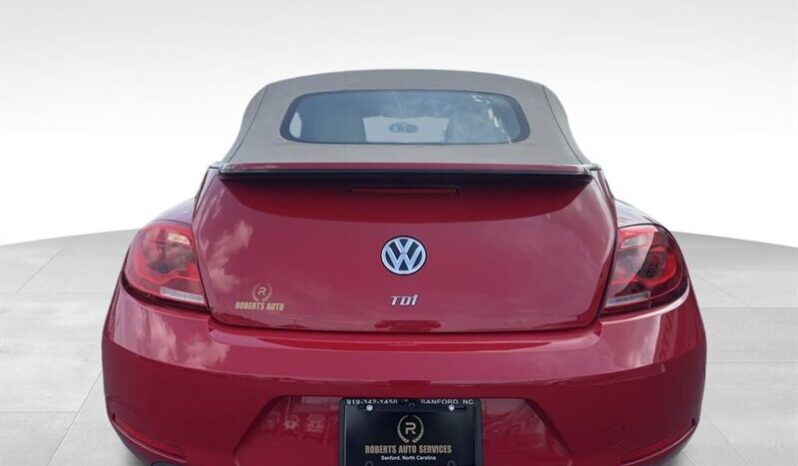 
								2013 Volkswagen Beetle Convertible 2.0 TDI full									