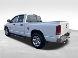 
										2005 Dodge Ram 1500 SLT full									