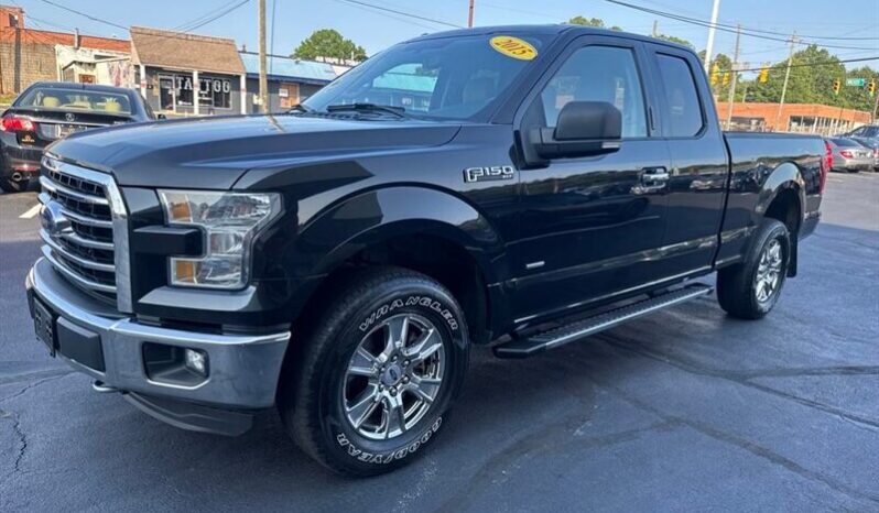 
								2015 Ford F-150 XLT full									