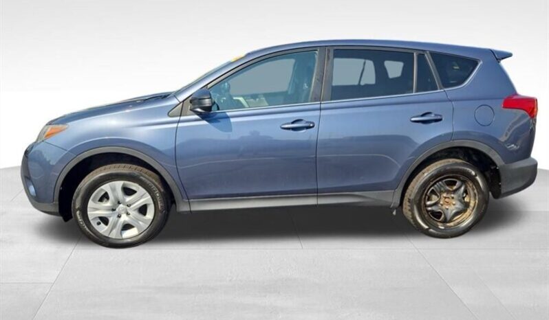 
								2014 Toyota RAV4 LE full									