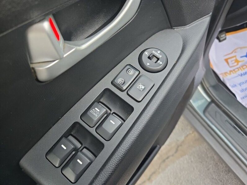 
								2015 Kia Sportage LX full									