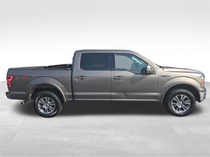
								2018 Ford F-150 Lariat full									