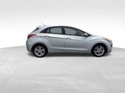 
										2014 Hyundai ELANTRA GT Base full									