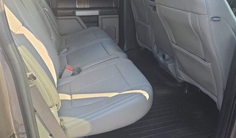 
								2018 Ford F-150 Lariat full									