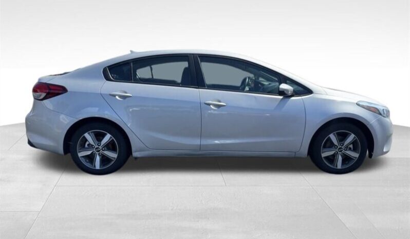 
								2018 Kia Forte LX full									