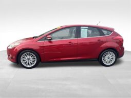 
										2012 Ford Focus SEL full									
